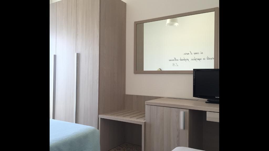 סניגליה Hotel Mareblu מראה חיצוני תמונה