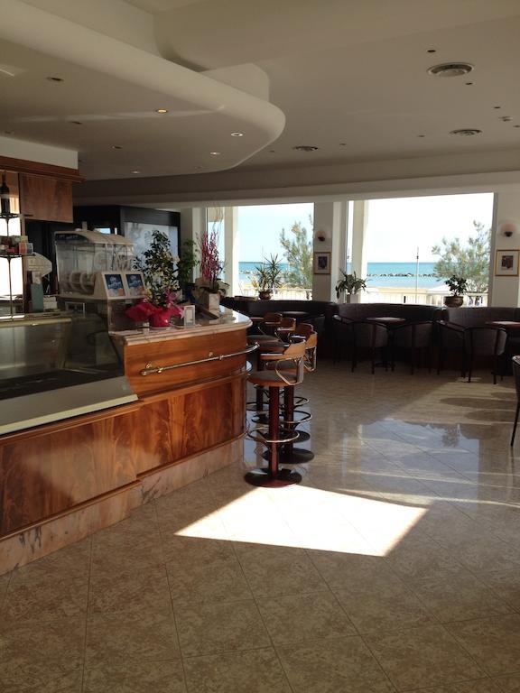 סניגליה Hotel Mareblu מראה חיצוני תמונה