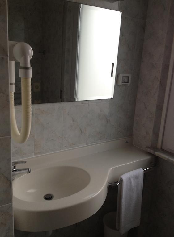 סניגליה Hotel Mareblu חדר תמונה
