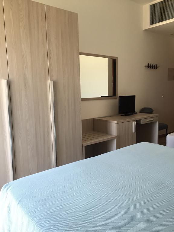 סניגליה Hotel Mareblu מראה חיצוני תמונה