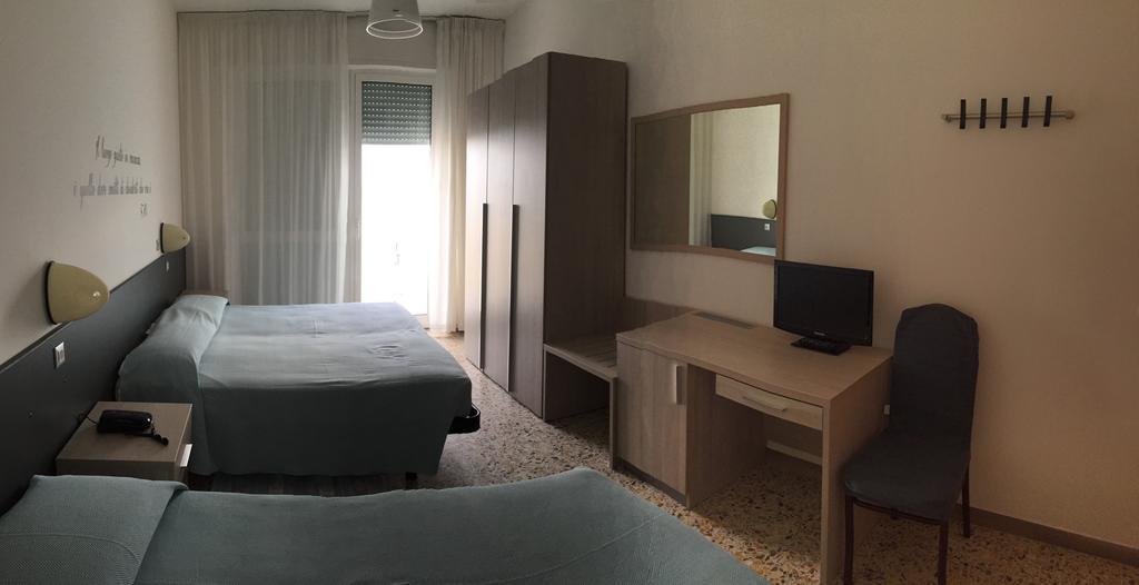 סניגליה Hotel Mareblu מראה חיצוני תמונה