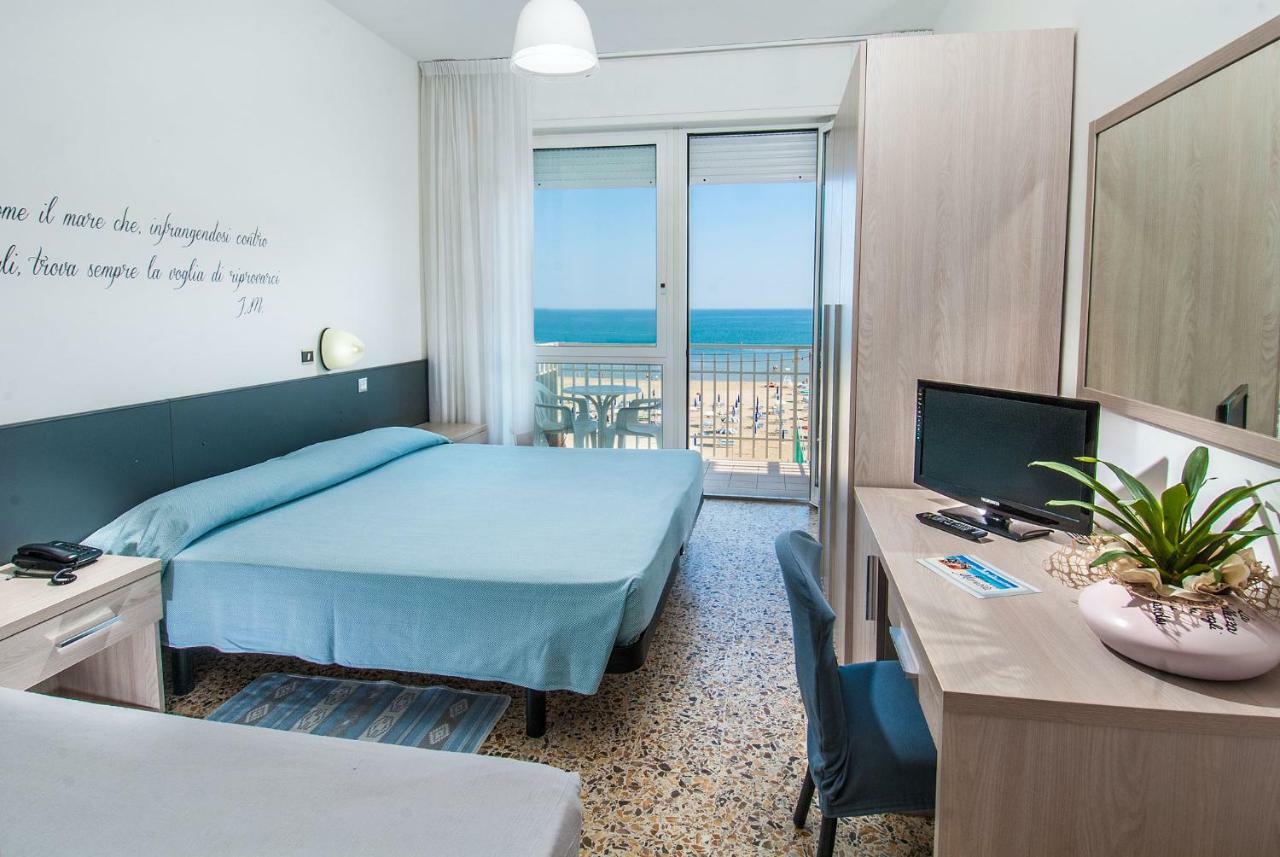 סניגליה Hotel Mareblu מראה חיצוני תמונה
